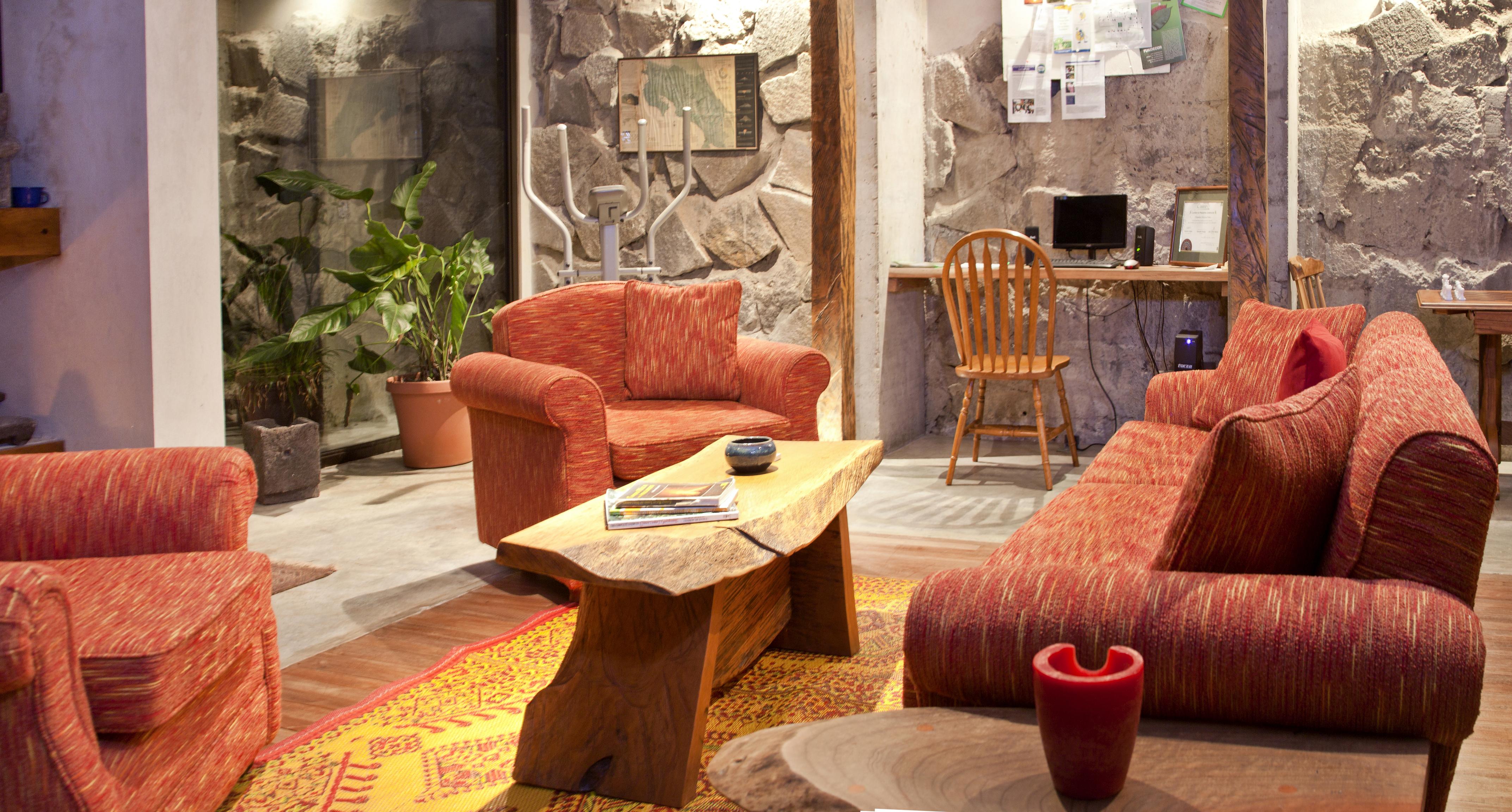 Poas Volcano Lodge Vara Blanca  ภายนอก รูปภาพ