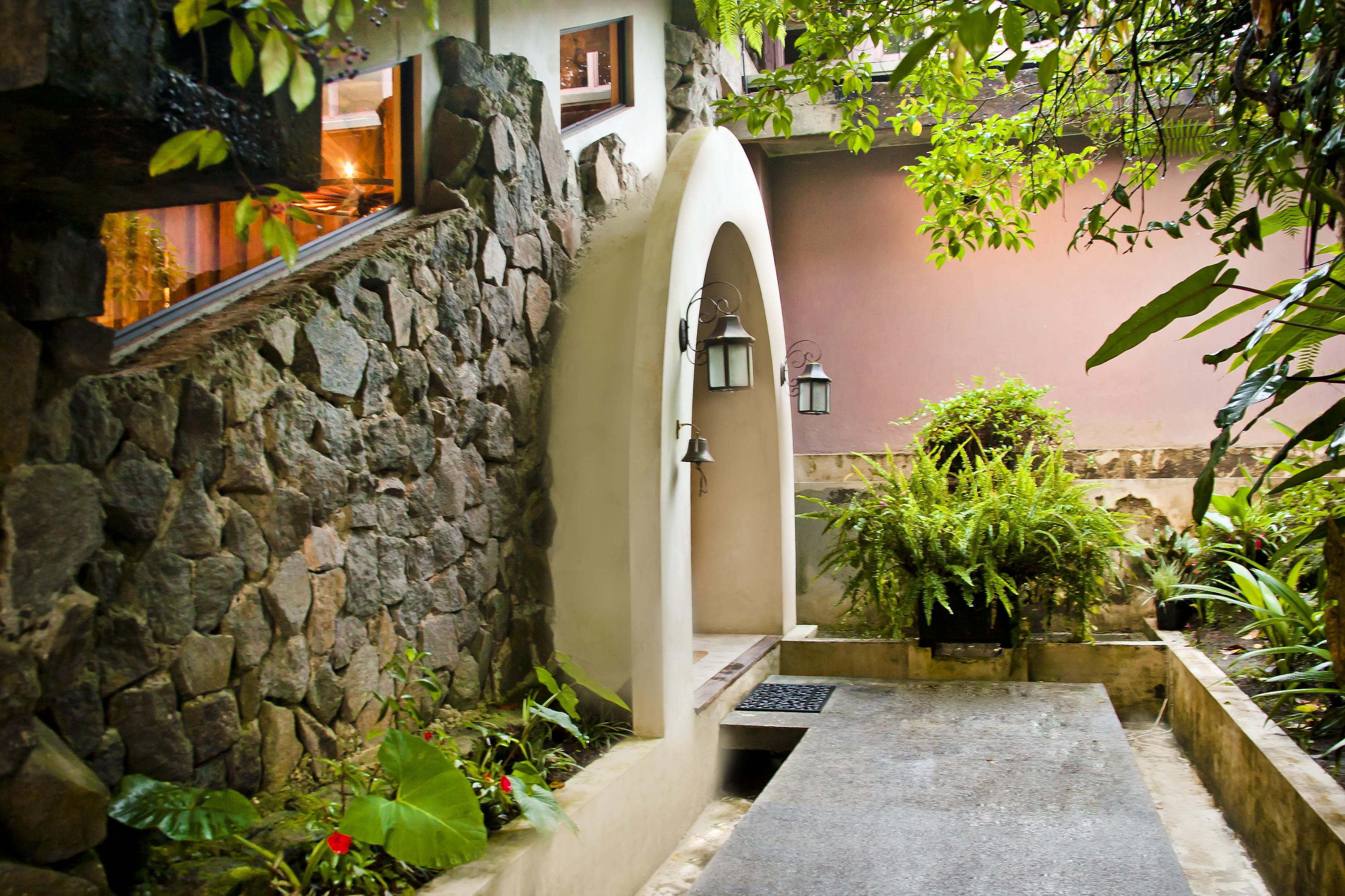 Poas Volcano Lodge Vara Blanca  ภายนอก รูปภาพ