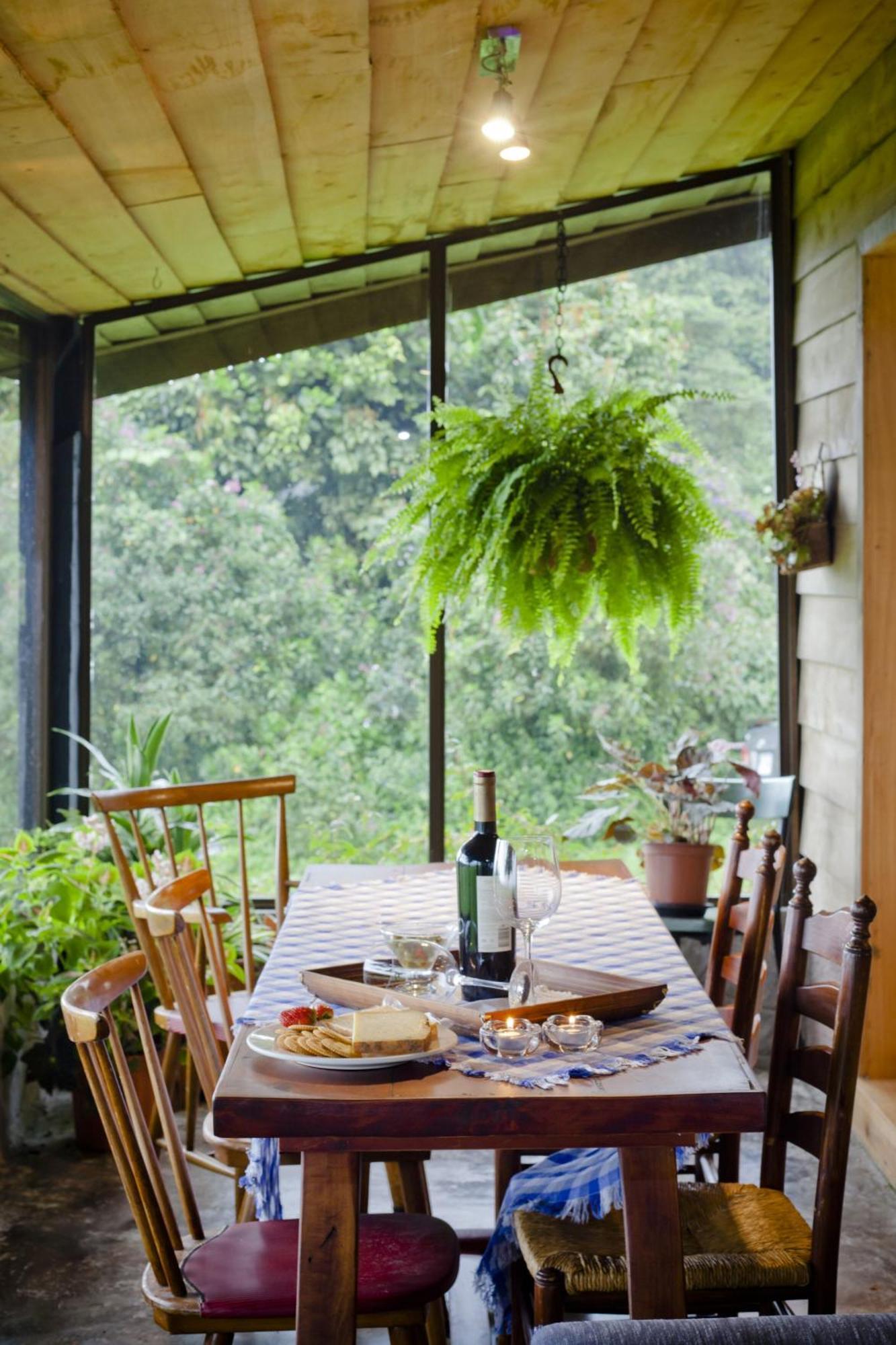 Poas Volcano Lodge Vara Blanca  ภายนอก รูปภาพ