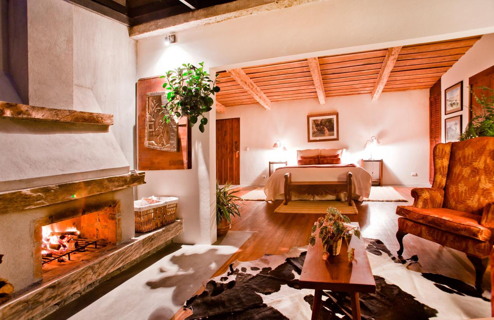 Poas Volcano Lodge Vara Blanca  ภายนอก รูปภาพ