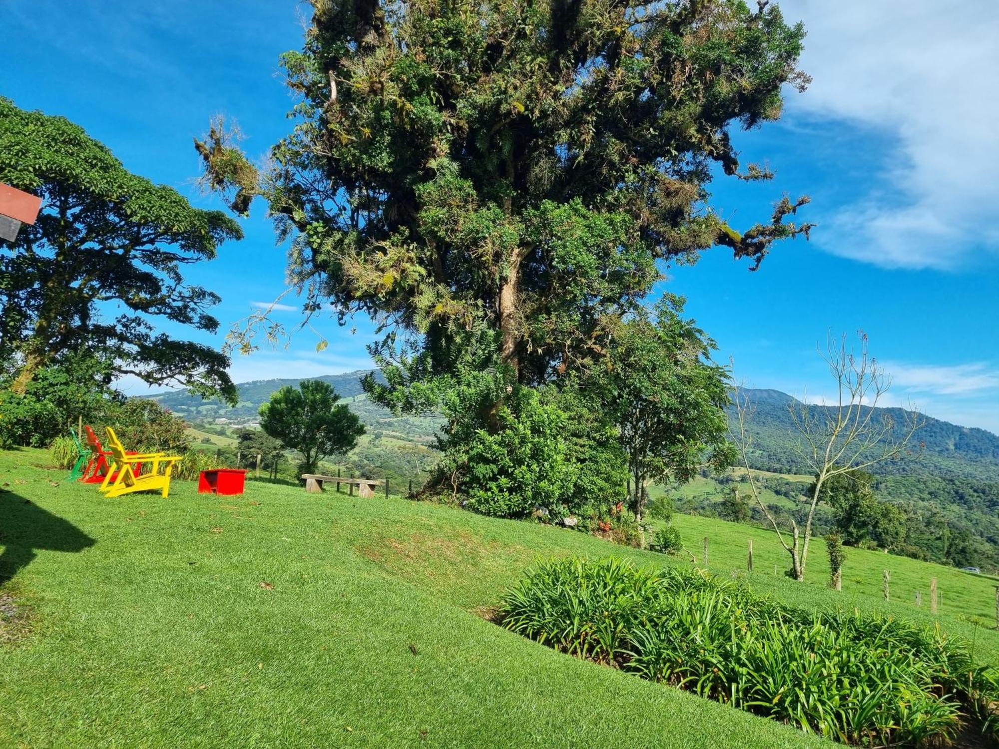 Poas Volcano Lodge Vara Blanca  ภายนอก รูปภาพ