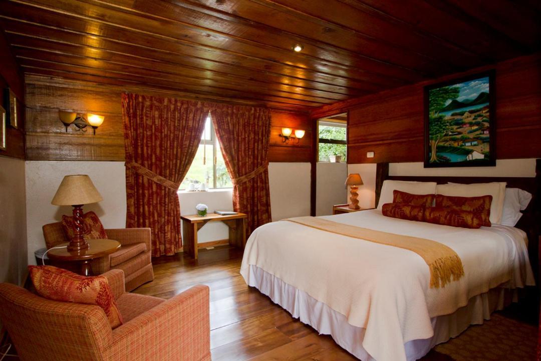 Poas Volcano Lodge Vara Blanca  ภายนอก รูปภาพ